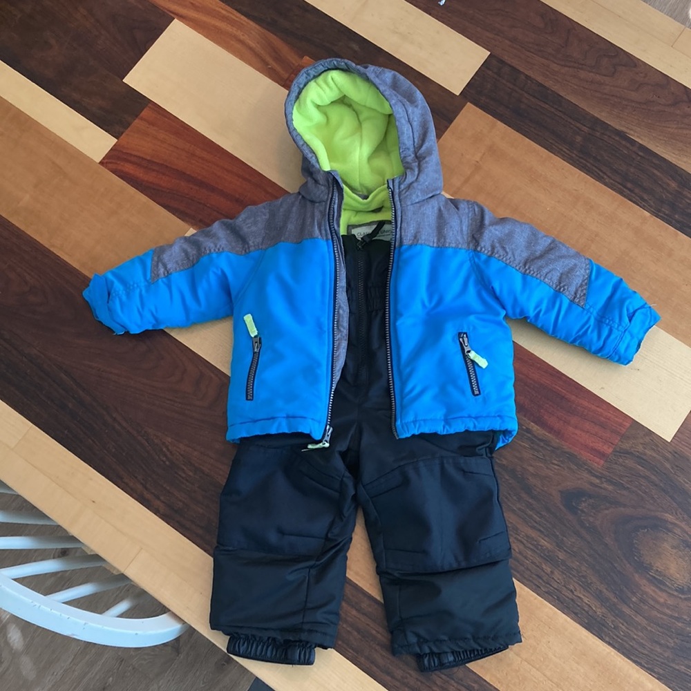 Toddler boys snow set 18 months/24 months